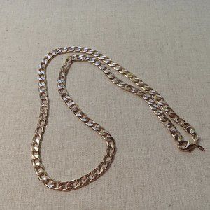 Avon Gold Curb Chain 2005 22" Original Box